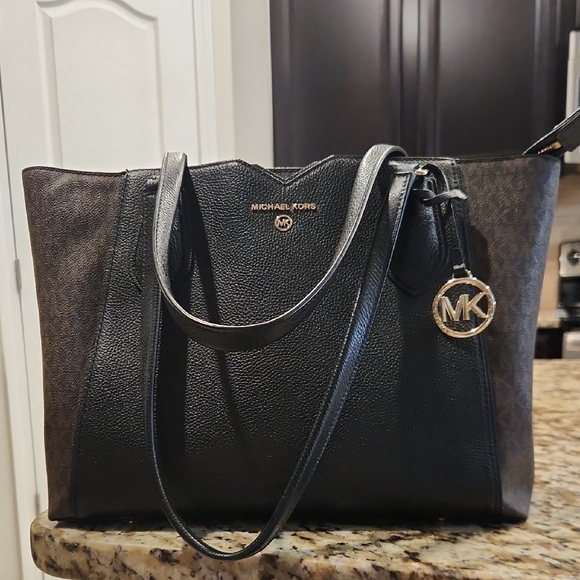Michael Kors Handbags - Michael Kors Black and Brown Tote Bag